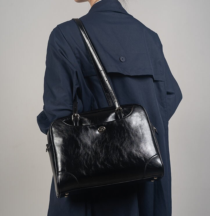 Crossbody Bags