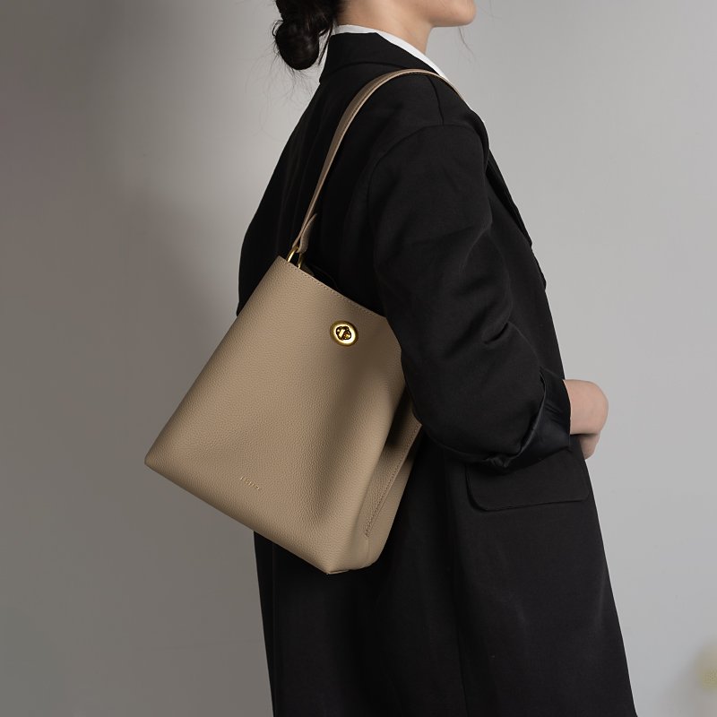 Large Leather Bucket Tote